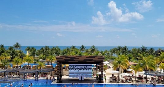 Best hotel in Puerto Morelos Mexico