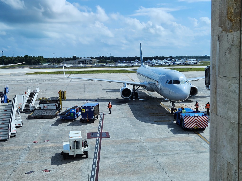 cancun airport