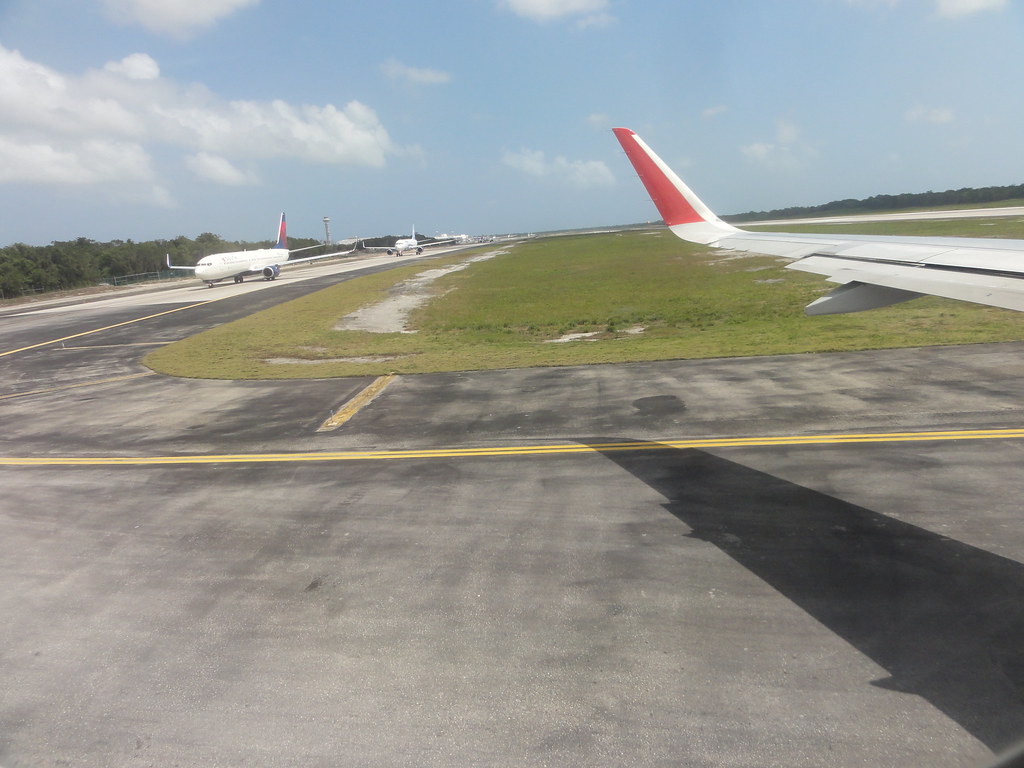 departure flights cancun airport